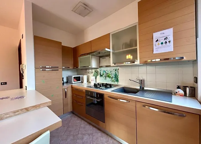 Kibilu - With Pool, Near Maggiore شقة