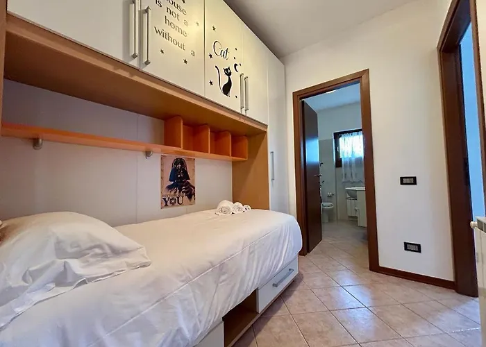 Kibilu - With Pool, Near Maggiore شقة Monvalle