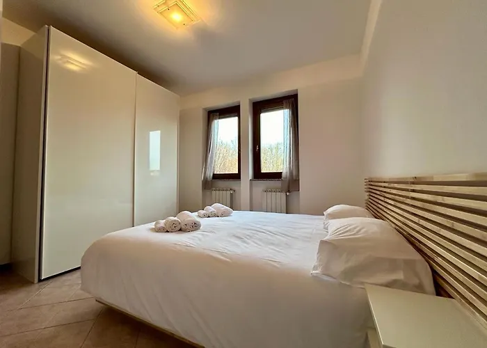 Kibilu - With Pool, Near Maggiore * Monvalle